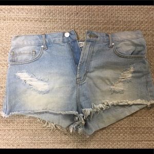Distressed festival shorts